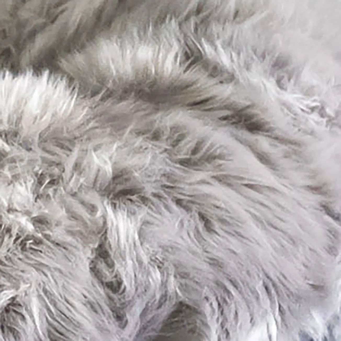 Faux Fur Shag Sydney™ Companion-Pedic® Dog Bed