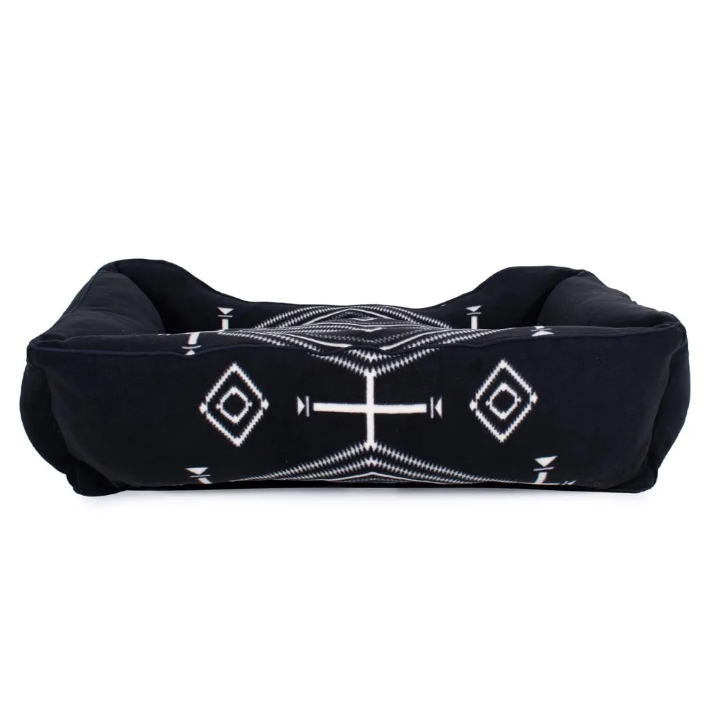 Pendleton Los Ojos Fleece Kuddler Bed For Dogs